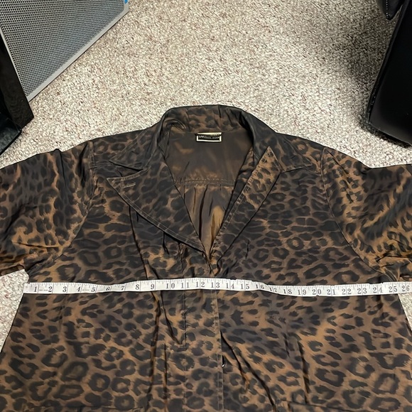 Vintage swingy leopard print raincoat - Picture 6 of 10